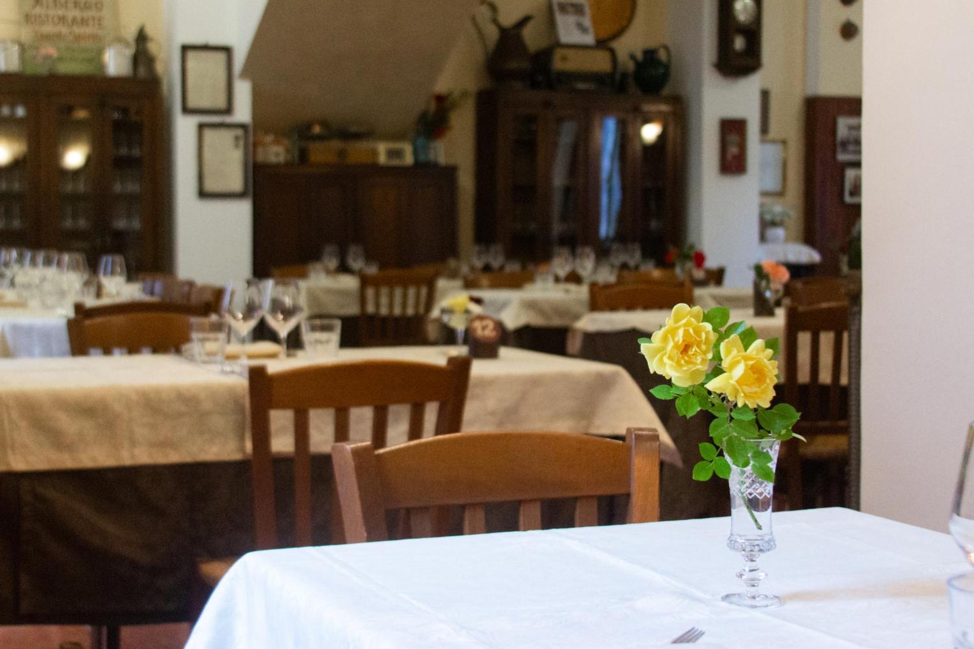 Albergo Santo Spirito Molini di Triora Exterior foto