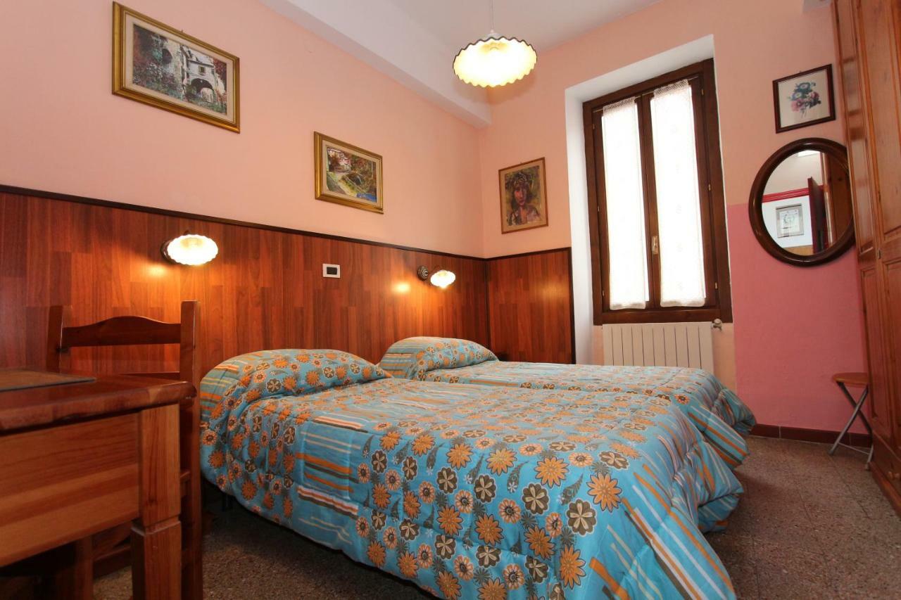 Albergo Santo Spirito Molini di Triora Exterior foto