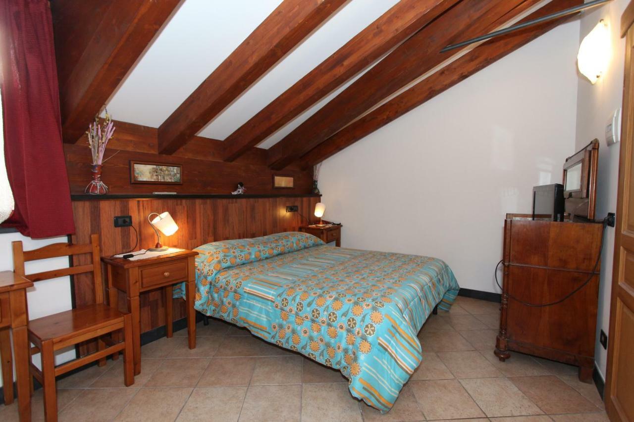 Albergo Santo Spirito Molini di Triora Exterior foto